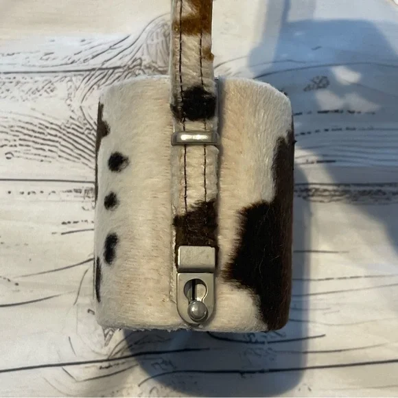 Kate Spade purse *RARE* Vintage Faux Cow hide print. Preowned - Picture 8 of 16